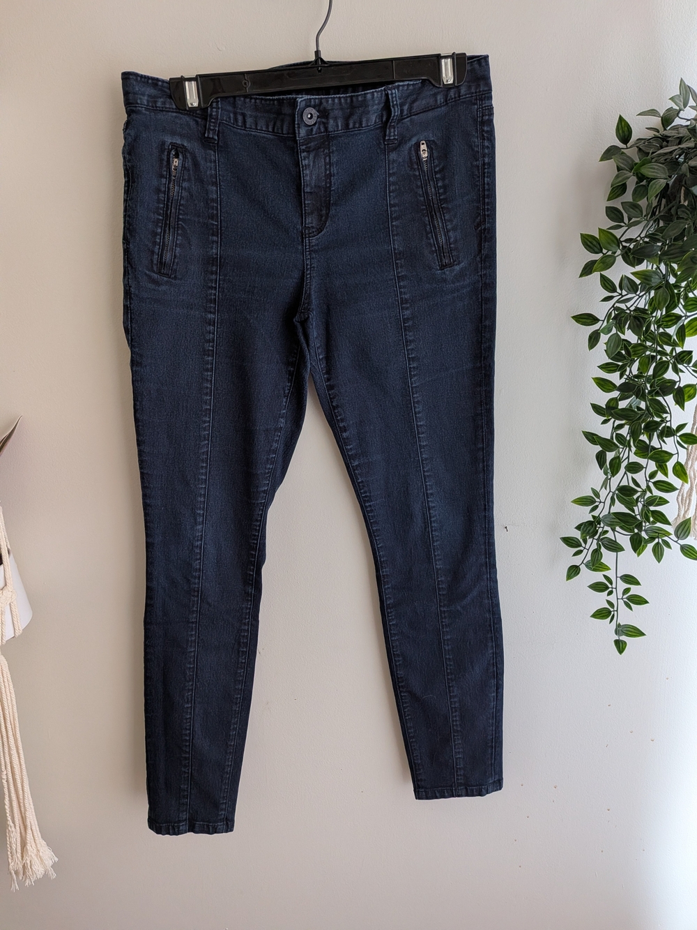 Tommy Hilfiger Navy Blue Skinny Jeans In Excellent Condition